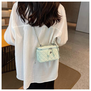 Sac à main carré pour femme, sac bandoulière tendance, texture PU, sac bandoulière à carreaux en diamant - Product Image 3