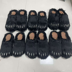 รองเท้าแตะขนหมีดำแบบสวม  บุขนนุ่ม  รองเท้าสวมในบ้านและนอกบ้าน  รับทำโลโก้ตามสั่ง - Product Image 4