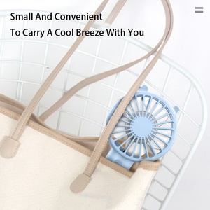 2024 New Hot-selling Mini Outdoor Portable Fan 3-speed Wind Speed Mobile Phone Stand Usb Rechargeable Fan - Product Image 6