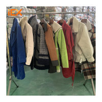 Ballots de Vêtements d'Occasion Indetexx, Lot de T-shirts et Vestes à Capuche de Marque d'Occasion pour Hommes, Qualité Amérique