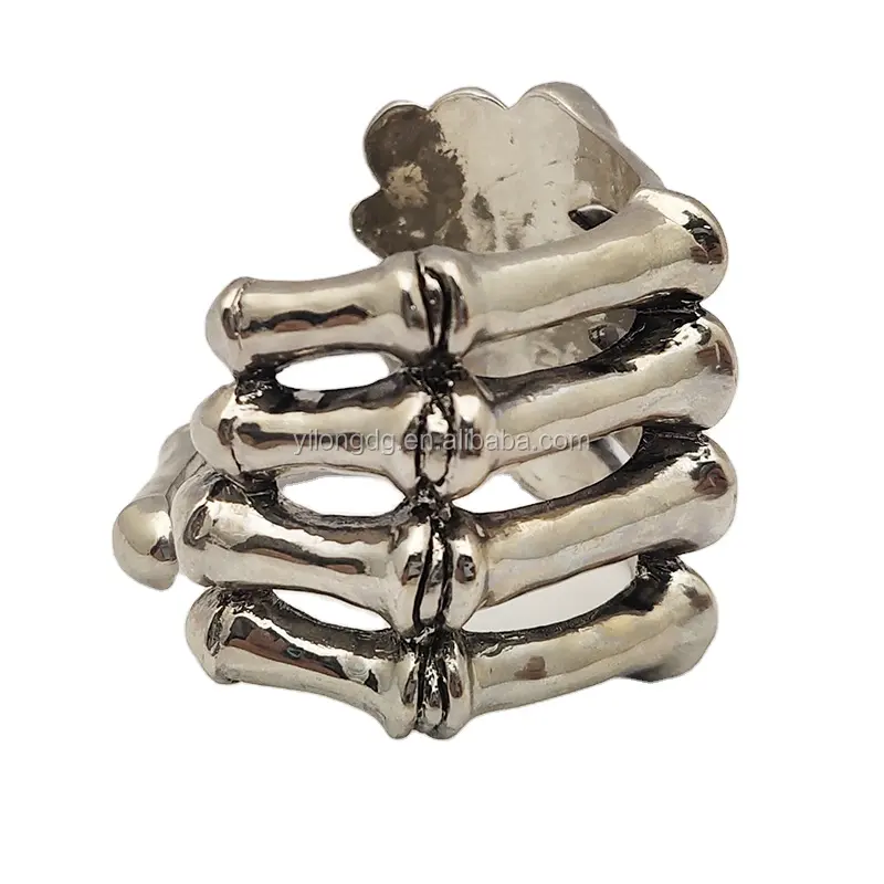 خاتم منديل مزخرف يدوي من المعدن الفضي مناسب للهالوين