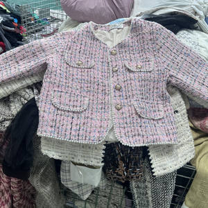 Chaquetas <span class=keywords><strong>de</strong></span> Tweed <span class=keywords><strong>de</strong></span> Marca Usadas al por Mayor para Mujer, Abrigos <span class=keywords><strong>de</strong></span> Segunda Mano <span class=keywords><strong>de</strong></span> Alta Calidad, <span class=keywords><strong>Ropa</strong></span> Usada en Pacas - Product Image 3