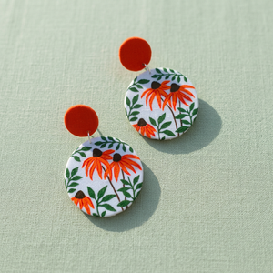 Boucles d'oreilles pendantes tendance pour femmes, motif floral Susan à yeux noirs, couleur orange - Product Image 4