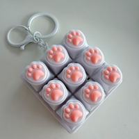 Porte-clés Squishy Patte de Chat Anime en PVC, Jouet de Décompression Clavier Mécanique Amusant, Accessoire Portable Étanche pour Sac et Voiture - Grande Vente