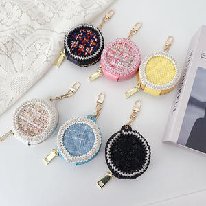 Étui de protection pour <span class=keywords><strong>AirPods</strong></span> Pro de style classique de <span class=keywords><strong>marque</strong></span> de mode, rond, en peluche, pour écouteurs sans fil Bluetooth <span class=keywords><strong>2</strong></span> - Product Image 1