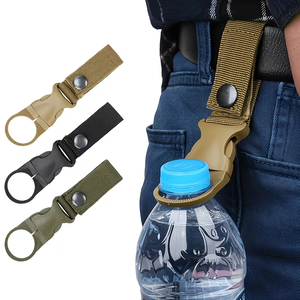 Clip de suspension pour bouteille, boucle de sangle Molle en nylon pour extérieur, mousqueton à dégagement rapide, accessoire de ceinture de transport pour sac de randonnée - Product Image 1