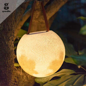 Lampe solaire suspendue en forme de lune en fibre de verre LED, IP65, lustre, décoration extérieure pour la maison, le bureau, l'hôtel, la villa - Product Image 2
