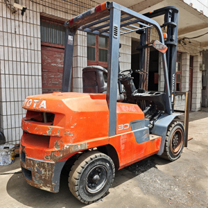 Usado para la carretilla elevadora Toyota 3t Japón hizo TOYOTA30 7F maquinaria de construcción de ingeniería motor diésel Venta barata - Product Image 5