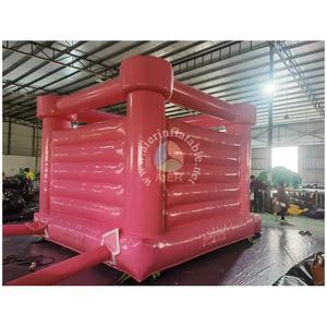 Château gonflable rose commercial pour fêtes et mariages – <span class=keywords><strong>Location</strong></span> de structures gonflables pour événements - Product Image 3