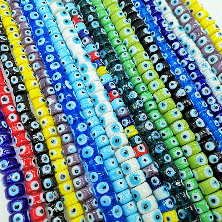 NBEADS 20pz Resina Evil Eyes Beads, Cube Evil Eye Beads Royal Blue European Spacer Charms per Bracciali Collana Creazione di Gioielli, Foro: 6.5 mm