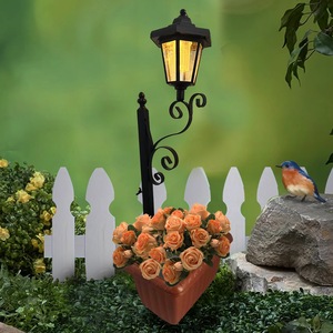 Farol Solar LED de Pie con Maceta para Caminos, Jardines, Céspedes, Parques, Puertas, Hoteles, Villas, Restaurantes y Paisajes Exteriores - Product Image 3