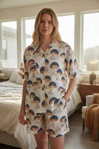 Conjunto de Pijama de Algodón con Estampado de Hongos para Mujer, Camiseta de Manga Corta y Pantalones Cortos, Ropa de Dormir - Product Image 1