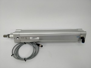 Transductor <span class=keywords><strong>de</strong></span> valor medido para cilindro neumático Plc 535413 Dnci-50-300-p-a Dade, producto con garantía - Product Image 2