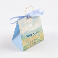 Boîte cadeau de mariage triangulaire à motif floral, peinte à l'huile avec nom personnalisé, avec poignée en perles et ruban, pour emballage de bonbons pour invités