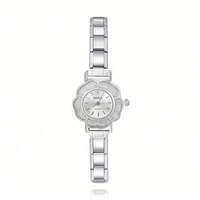 Orologio al Quarzo in Stile Italiano di Tendenza, con Cinturino in Acciaio Inossidabile, Quadrante in Vetro e Lancette, Cassa da 9mm, per Uomo e Donna - Moda