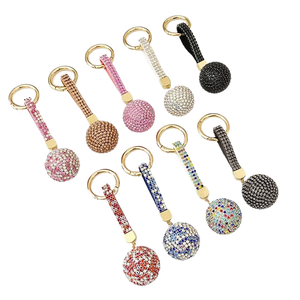 พวงกุญแจโลหะผสมดีไซน์ใหม่สุดหรู ป้องกันการสูญหาย ประดับเพชรเต็มวง คริสตัลแฟชั่นกันรังสียูวี ลูกบอลประดับเพชรเทียม กันน้ำ น้ำหนักเบา สำหรับกุญแจรถ - Product Image 3