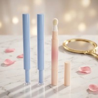 Tubes de rouge à lèvres vides Yuecai, tubes de baume à lèvres minces style stylo, fournisseur en gros de cosmétiques