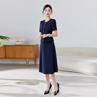 Costume professionnel d'été à manches courtes pour femme, idéal pour les trajets quotidiens et les entretiens, coupe ajustée, infroissable, élégant et tendance, col rond boutonné