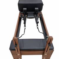 Harmony Glow FAS-Grade Bois de noyer nord-américain Machine de Pilates Reformer avec Boîte d'assise, Barre de pieds réglable et Ressorts, Usage commercial