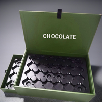 Boîte à chocolat rigide personnalisable de luxe avec laminage mat et gaufrage, revêtement UV, recyclable