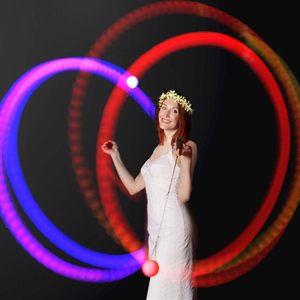Boules lumineuses LED Poi à changement de couleur écologiques en gros, guirlande lumineuse clignotante pour la danse du ventre, jouets pour boîtes de nuit et remises de diplômes - Product Image 2