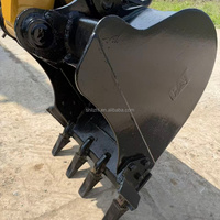 Mini-excavatrice Cat303.5 d'occasion 100% d'origine japonaise en excellent état, mini-pelles CAT302, personnalisation disponible, chenilles en caoutchouc