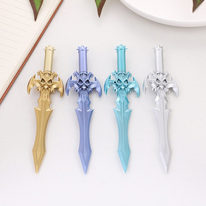 Nuevo creativo plástico negro Gel tinta estudiante firma pluma espada en forma de bolígrafos para niños y regalos - Product Image 1