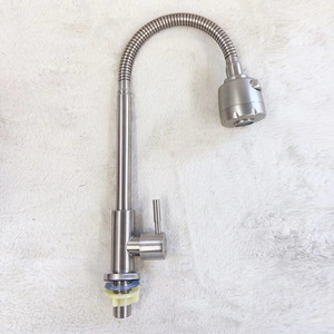 ก๊อกน้ำห้องครัวสแตนเลสแบบก้านเดียว 1.0-1.9 แกลลอน/นาที ติดตั้งบนเคาน์เตอร์ หมุนได้ 360 องศา สไตล์โมเดิร์น - Product Image 3