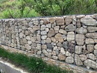 Caisse de gabion soudée, cage à pierres, bac à gabions, cage en fil de fer, panier à pierres, caisses de gabions galvanisées à chaud, podium d'atrium, socle