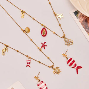 Set di Gioielli da Festa per Donna in Acciaio Inox Placcato <span class=keywords><strong>Oro</strong></span> 18k con Orecchini Rosso Corallo Design Polpo e Tartaruga Bracciale e <span class=keywords><strong>Collana</strong></span> con Zirconi - Product Image 2