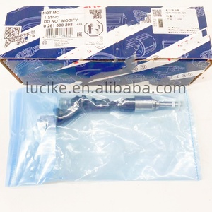 1pc Système d'Injecteur de Carburant Automobile 0261500298 LR069897 LR037088 LR079542 LR105439 Pour Jaguar Land Rover 8W939F593AD - Product Image 2