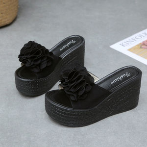 Nouvelles pantoufles compensées à plateforme pour femme, couleur unie, motif floral, collection été 2025 - Product Image 1