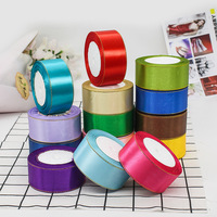 Ruban en satin simple face 100 % polyester, 4 cm, double bordure dorée, vente en gros d'usine, pour décoration de gâteaux, boîtes à bonbons et mariages