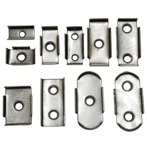 Conector de metal de hierro Haisun Hardware con tuerca integrada para tubo cuadrado, de un solo orificio, para fijación de tuberías - Product Image 4