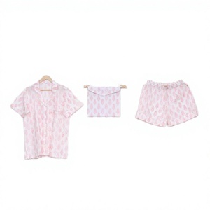 Conjunto de pijama de algodón para mujer, pantalones cortos con estampado Floral y cuello en V, ropa de dormir informal de verano, holgada, suave, cómoda y transpirable - Product Image 1