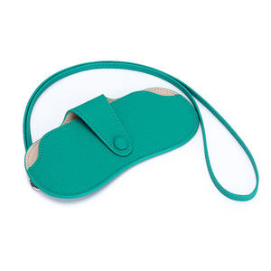 <span class=keywords><strong>2026</strong></span> חדש סִגְנוֹן לנשים משקפי עור אמיתי תלויים על הצוואר כיסוי מגן פשוט למשקפי שמש - Product Image 5