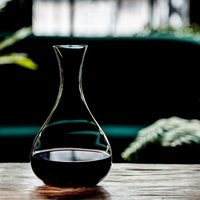 Raymond 1600ml loodvrije kristallen wijnkaraf met beluchter en deksel, handgeblazen karaf voor rode wijn, bruiloftcadeau