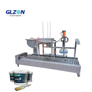 Machine <span class=keywords><strong>de</strong></span> remplissage <span class=keywords><strong>de</strong></span> fûts carrés <span class=keywords><strong>en</strong></span> plastique <span class=keywords><strong>de</strong></span> 20 <span class=keywords><strong>litres</strong></span> conçue <span class=keywords><strong>de</strong></span> manière efficace pour l'<span class=keywords><strong>huile</strong></span> <span class=keywords><strong>moteur</strong></span> équipée d'un système <span class=keywords><strong>de</strong></span> capsulage - Product Image 3