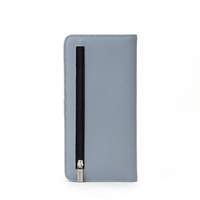 Dompet Bifold Wanita Kulit Saffiano Pemblokir RFID Minimalis Ramping Penutup Kancing Kustom