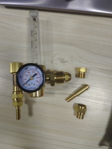 Régulateur d'<span class=keywords><strong>argon</strong></span> en laiton CGA580 Offre Spéciale Régulateur de débitmètre <span class=keywords><strong>CO2</strong></span> Régulateur de gaz de soudage - Product Image 2