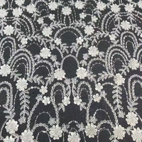 Tissu de dentelle de mariée brodé de perles et de cordon à motif floral, directement de l'usine