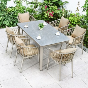Juego de <span class=keywords><strong>Mesa</strong></span> de Comedor <span class=keywords><strong>Extensible</strong></span> de Estilo Nórdico Moderno con Tablero de Mármol y Sillas de Jardín de Ratán para Exteriores - Product Image 2