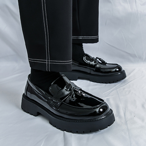 Zapatos de vestir de cuero PU, zapatos mocasines informales con borlas, suela gruesa de rejilla blanca y negra, zapatos de charol con plataforma sin cordones - Product Image 6