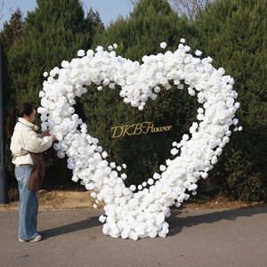Fabrik Günstige Hot Selling Hochzeits dekoration Großhandel White Rose Heart Flower Arch für Hochzeit Hintergrund dekoration - Product Image 6