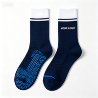 Chaussettes de Pilates tricotées respirantes et antidérapantes personnalisées avec logo sur le revers inférieur – Collection Printemps