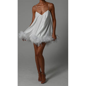 Su misura bianco scollo a V bretelle senza schienale da donna festa in raso di struzzo Mini abito da donna - Product Image 3