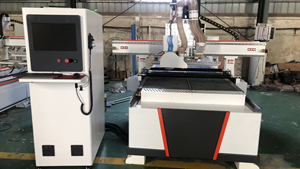 Routeur avec scie rotative 1325, machine de découpe du bois à commande numérique ATC linéaire pour la fabrication de portes d'armoires et de meubles, système ATC linéaire + scie rotative 12- - Product Image 2