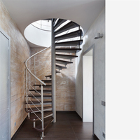 Escalier en colimaçon résidentiel avec marches antidérapantes, escalier rotatif en métal pour la maison