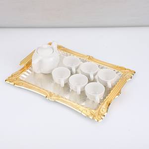 Ensemble de dîner rectangulaire de Dubaï Plateau de service en métal à motif de dentelle bicolore écologique avec plateau en fer inspiré du style arabe - Product Image 5