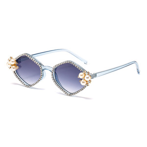 Jamie 2032B Diamond Frame Sunglasses Black Rhinestone Pearl Decor Women UV400 Protection - Product Image 4